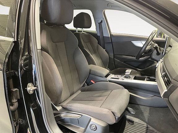 Audi A4 15 of 26