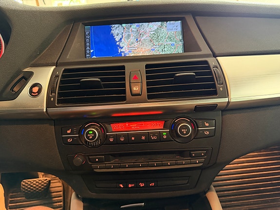 BMW X6 10 of 11