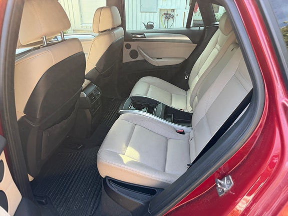 BMW X6 4 of 11