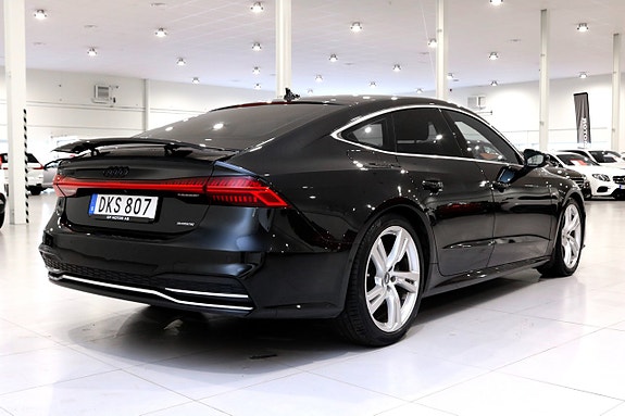 Audi A7 3 of 30