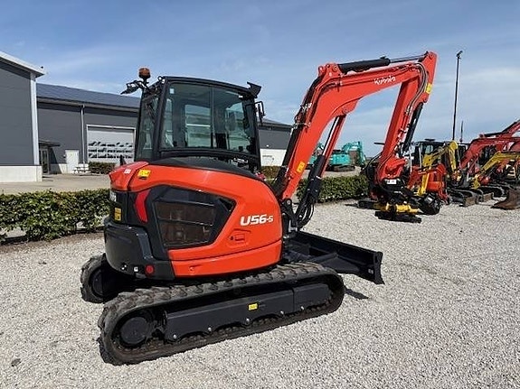 Kubota U 56-5 3 of 5