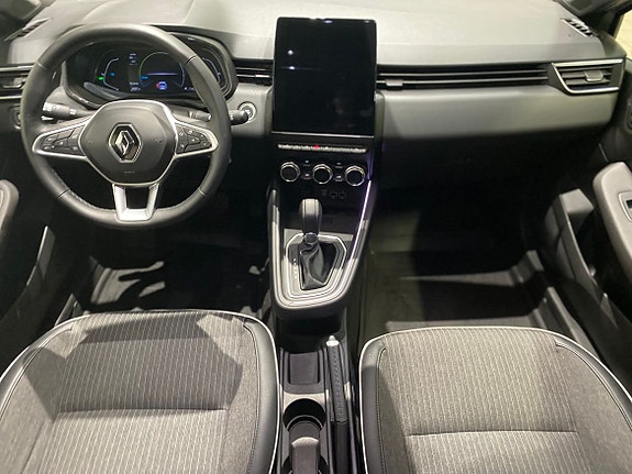 Renault Clio 16 of 19