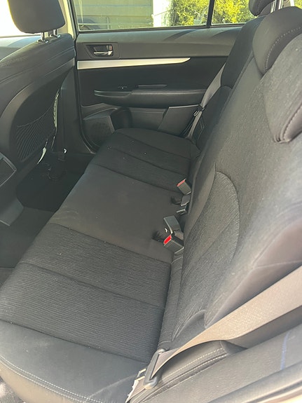 Subaru Outback 7 of 12