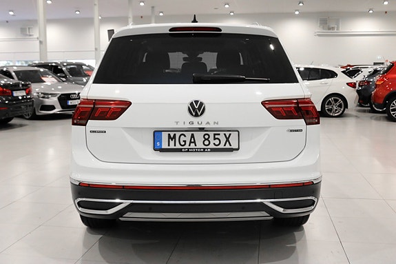 Volkswagen Tiguan Allspace 4 of 30