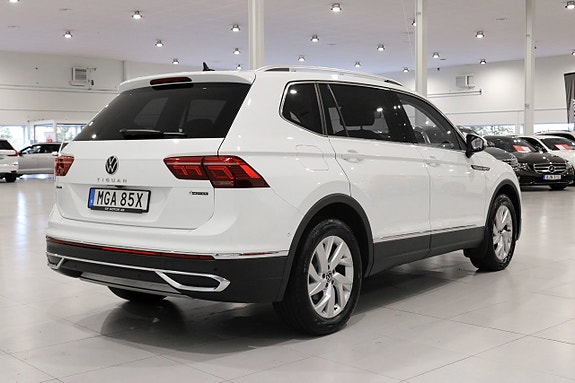 Volkswagen Tiguan Allspace 3 of 30