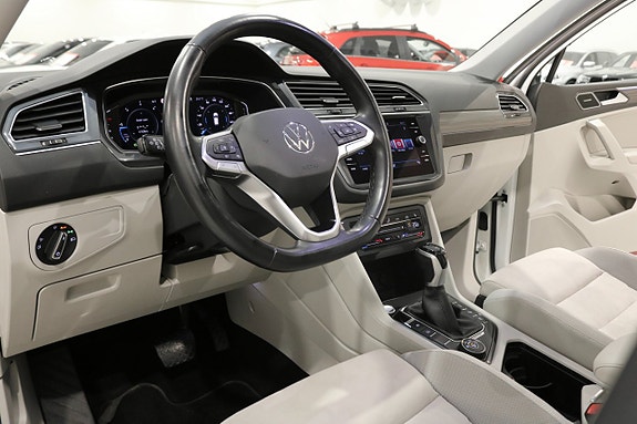 Volkswagen Tiguan Allspace 10 of 30