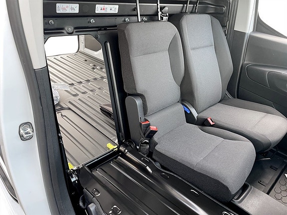 Opel Combo 8 of 21