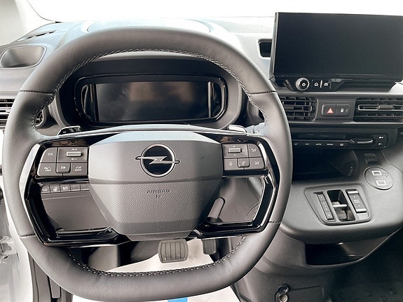 Opel Combo 3 of 21