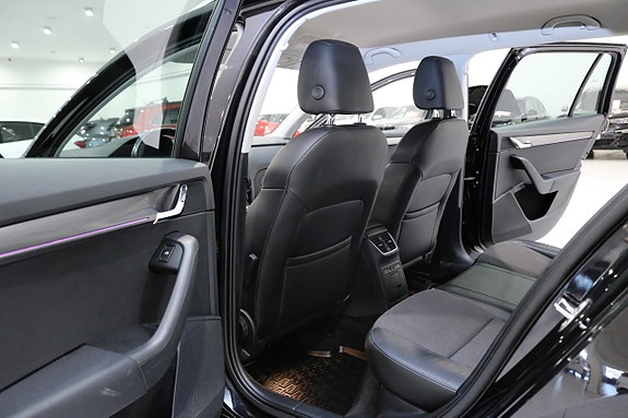 Skoda Octavia 15 of 26
