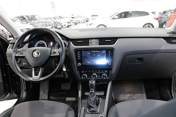 Skoda Octavia 13 of 26