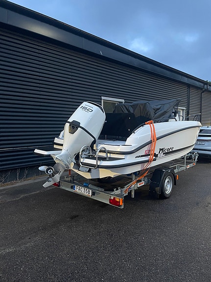Micore 58 SC 2024, 150 hk Honda och fin extrautrustning 6 of 8