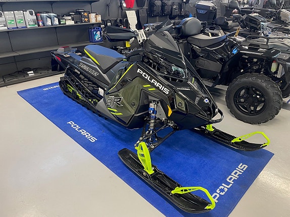 Polaris Switchback Assault 9R -146 " Escape