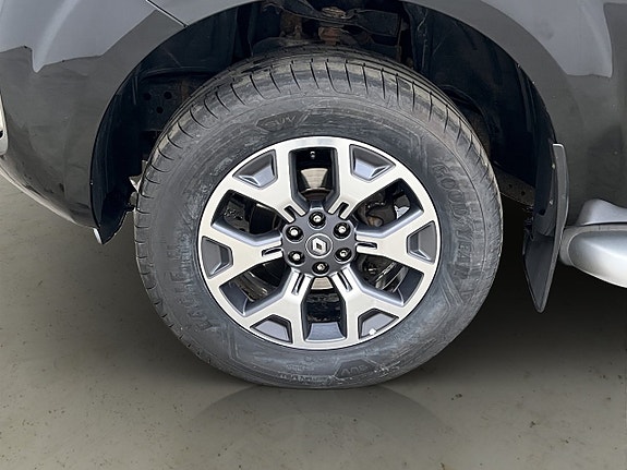 Renault Alaskan 29 of 30