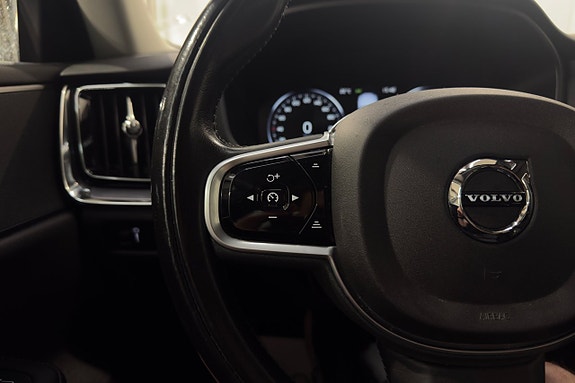 Volvo V60 8 of 24