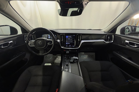 Volvo V60 11 of 24