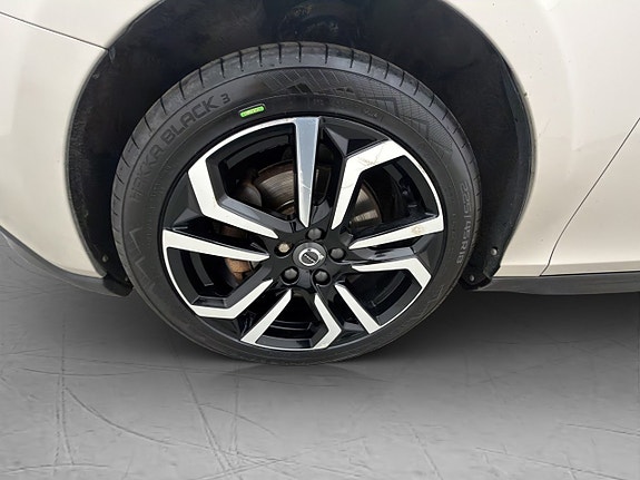 Volvo V40 Cross Country 29 of 30
