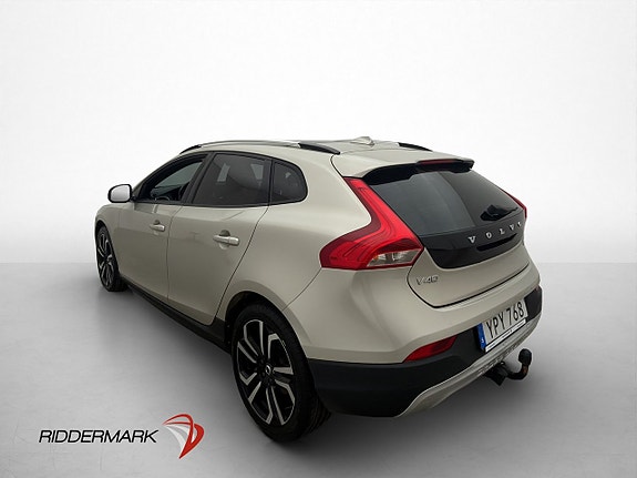 Volvo V40 Cross Country 5 of 30