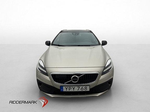 Volvo V40 Cross Country 2 of 30