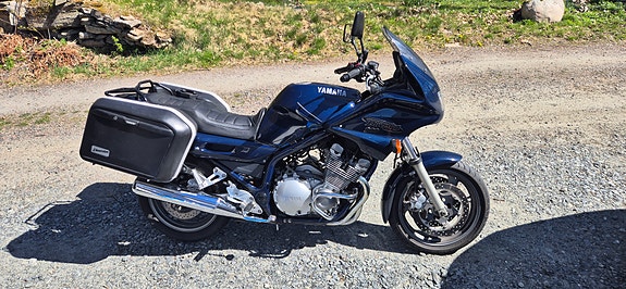 Yamaha XJ900S 3 of 5