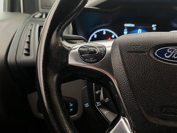 Ford Transit Connect 18 of 30