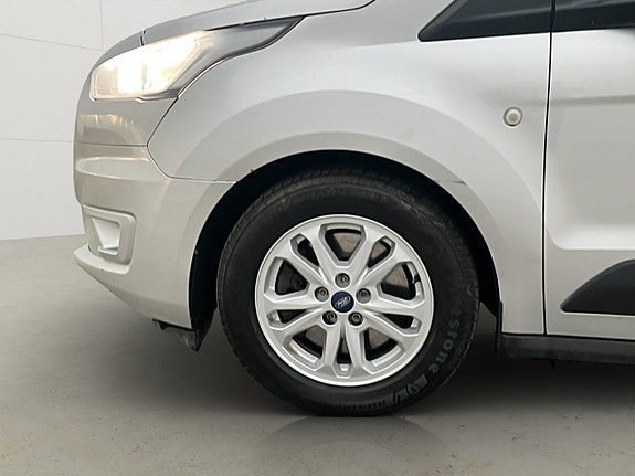 Ford Transit Connect 27 of 30