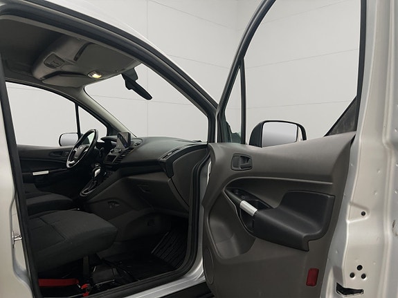 Ford Transit Connect 26 of 30