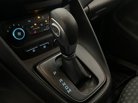 Ford Transit Connect 24 of 30