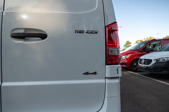 Mercedes-Benz Vito 116 4 of 5