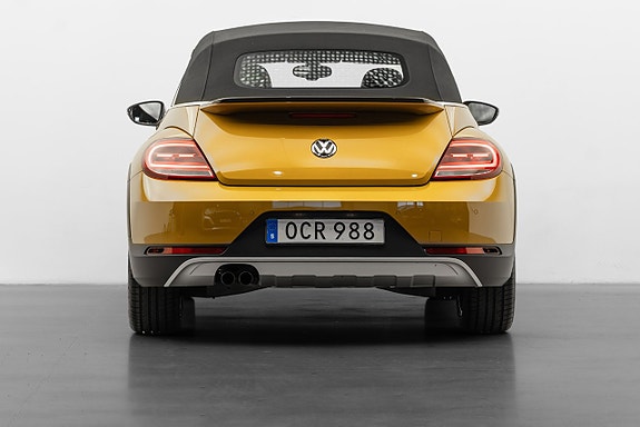 Volkswagen Beetle 4 of 30