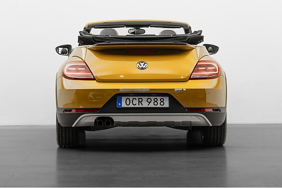 Volkswagen Beetle 3 of 30