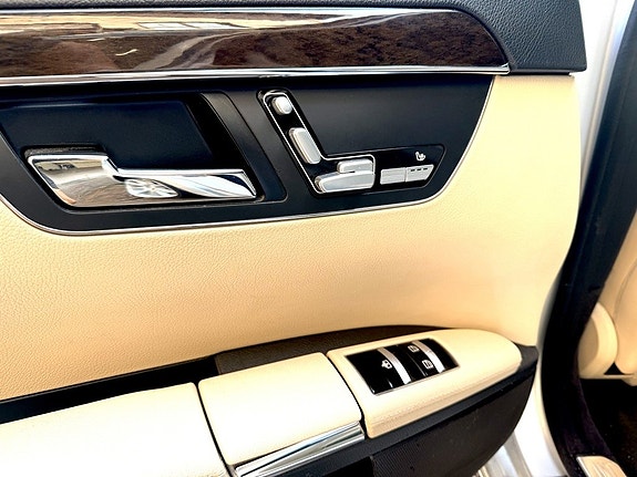 Mercedes-Benz S350 12 of 15