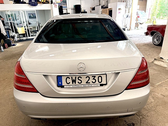 Mercedes-Benz S350 4 of 15