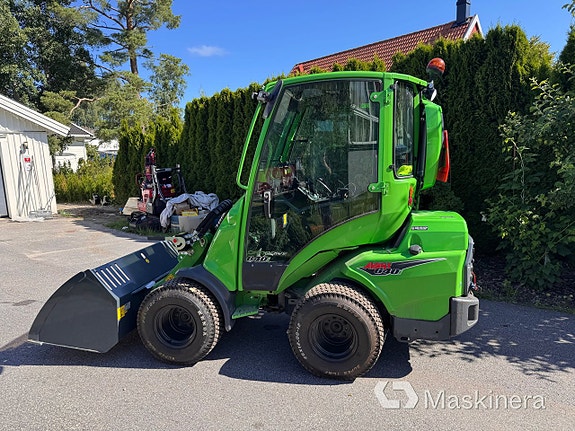 Kompaktlastare Avant M640i 9 of 27