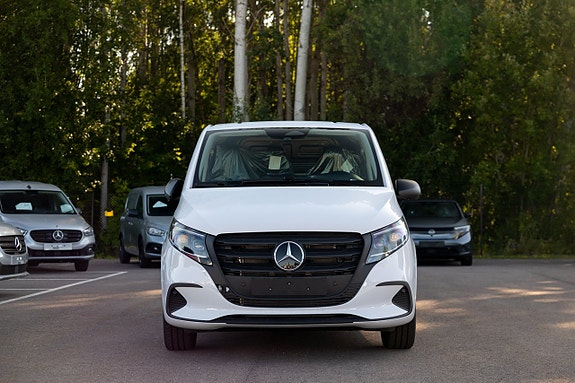 Mercedes-Benz Vito 116 2 of 5