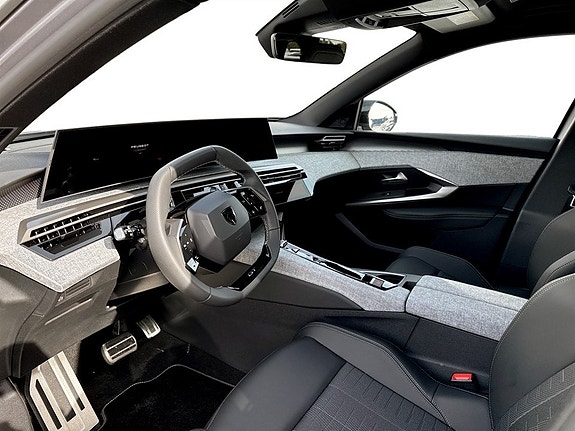 Peugeot 5008 5 of 16