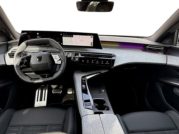 Peugeot 5008 3 of 16