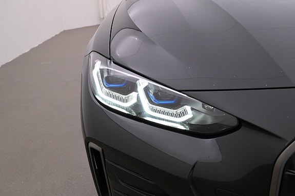 BMW i4 26 of 27