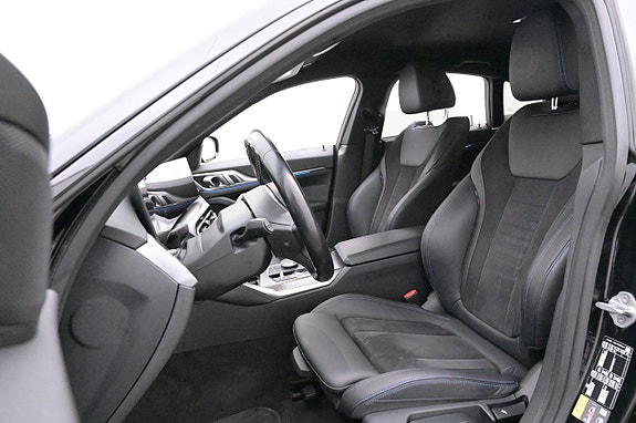 BMW i4 10 of 27