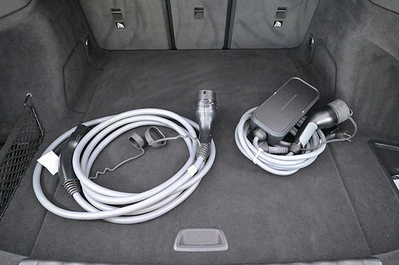 BMW i4 24 of 27