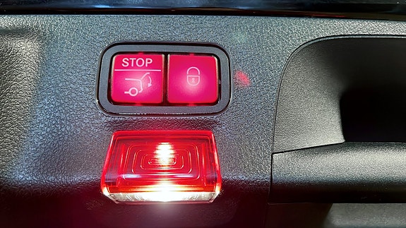 Mercedes-Benz CLA220 24 of 26