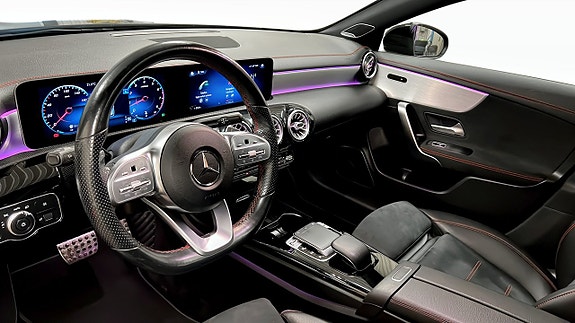 Mercedes-Benz CLA220 7 of 26