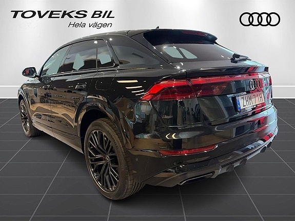 Audi Q8 4 of 14
