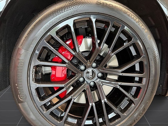 Audi Q8 6 of 14