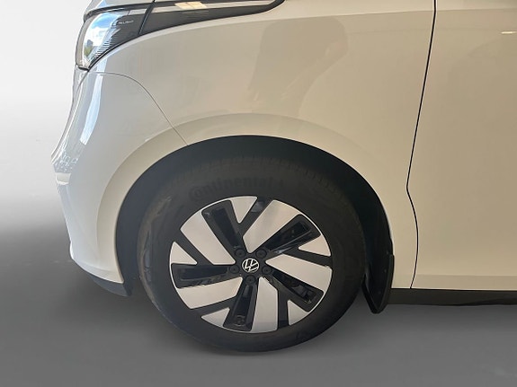 Volkswagen ID. Buzz 14 of 15