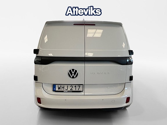 Volkswagen ID. Buzz 4 of 15
