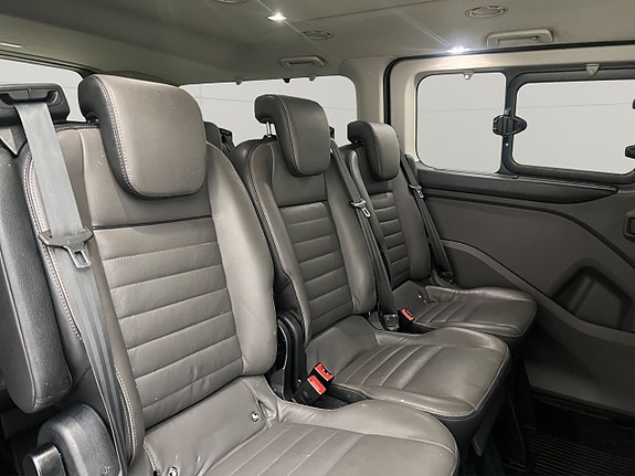 Ford Custom Tourneo 29 of 30