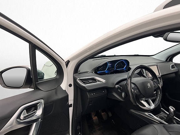 Peugeot 2008 11 of 30