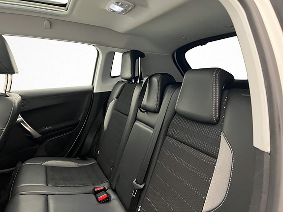 Peugeot 2008 26 of 30