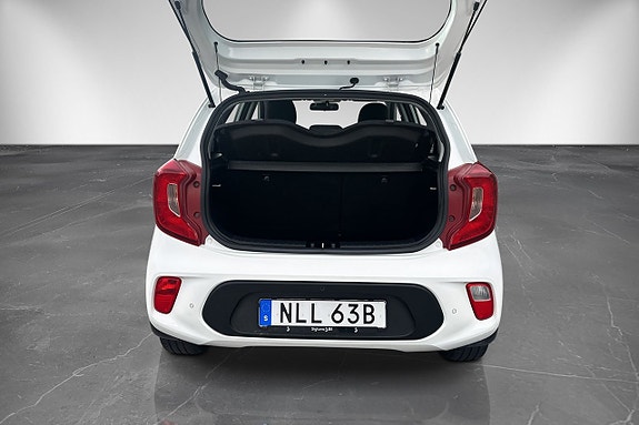 Kia Picanto 9 of 20