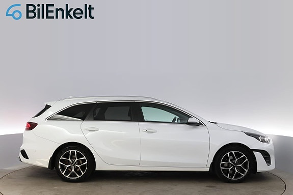 Kia Ceed 2 of 30